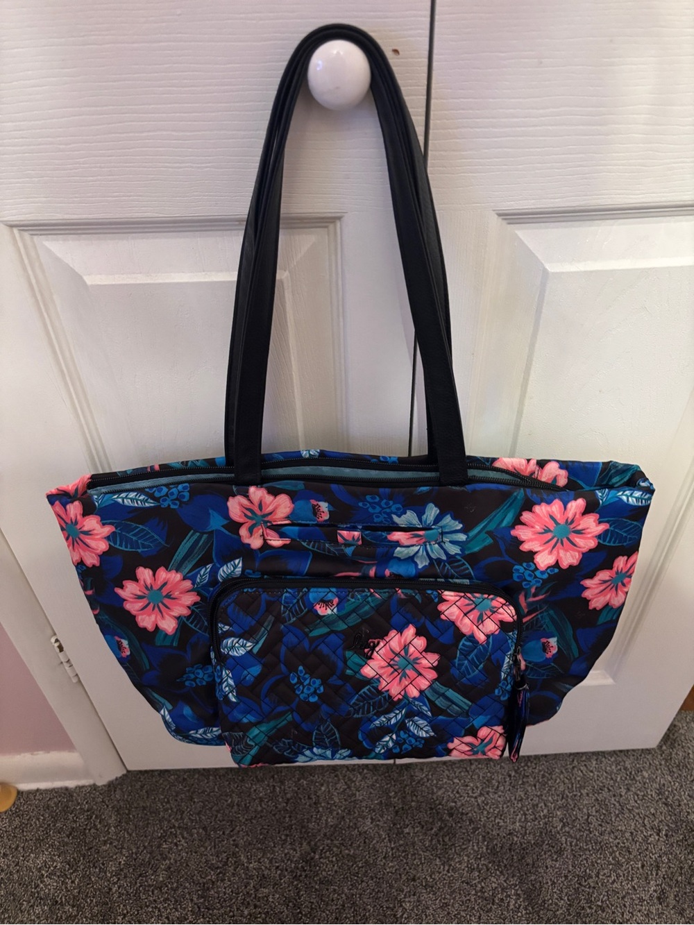 Lug Arpeggio Floral Quilted Tote Bag - Navy with Pink Flowers Resort Black